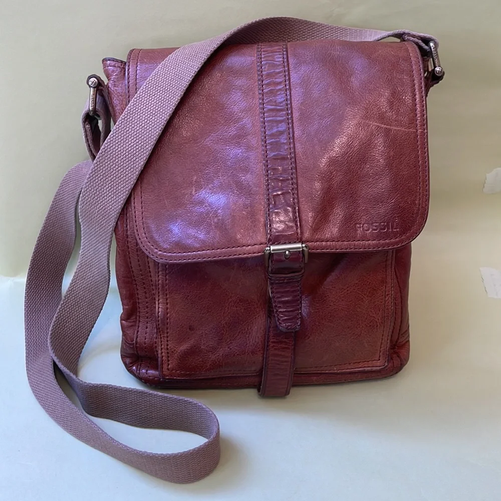 Vintage 80’s orange brown Fossil distressed leather bag